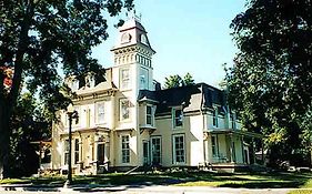 Absolute 1000 Islands Monthly Suites